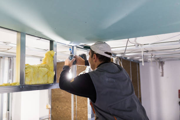 Best Spray Foam Insulation in North Grosvenor Dale, CT